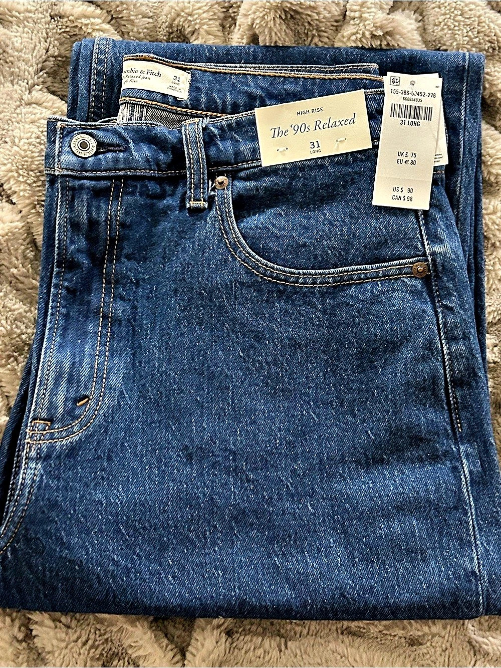 Lot of brand new A&F 90s relaxed high rise jeans